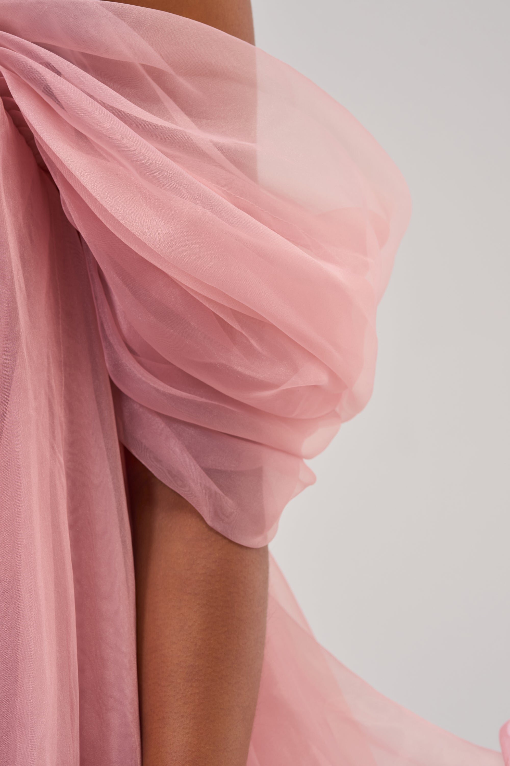 DANCE WITH ME CHIFFON MINI DRESS IN MAUVE