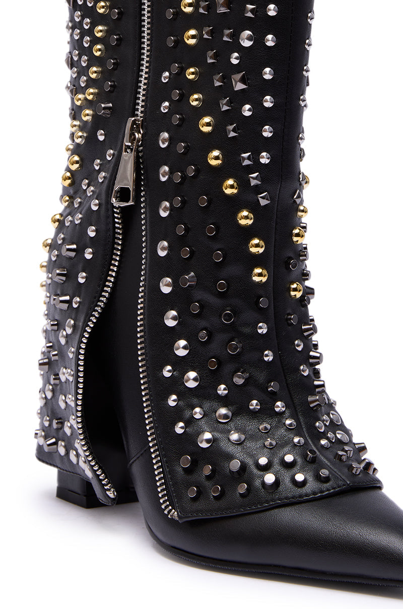 AZALEA WANG HENZI BLACK HARDWARE EMBELLISHED CHUNKY FOLD OVER BOOTIE