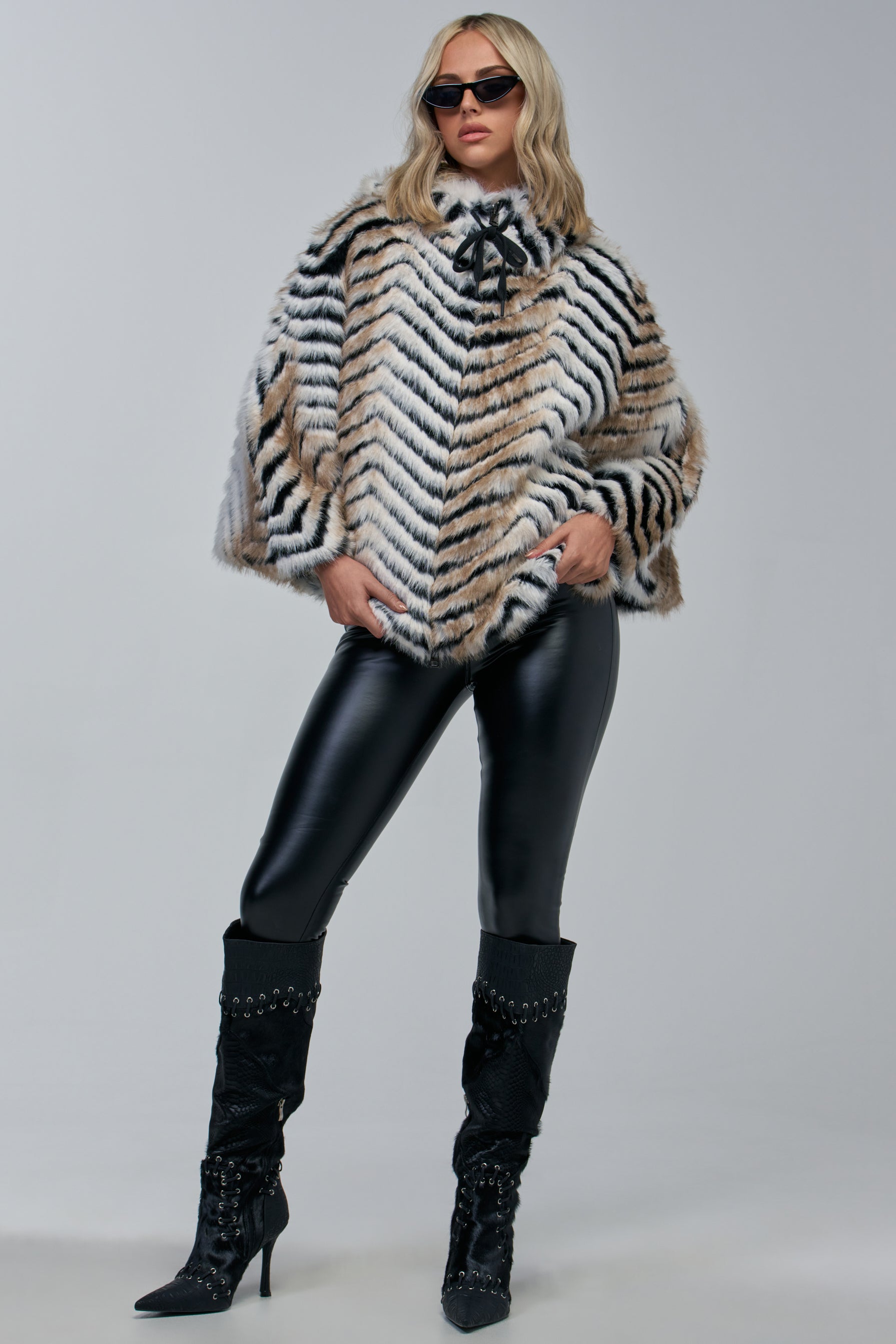 CHEVRON DREAMING FAUX FUR PONCHO