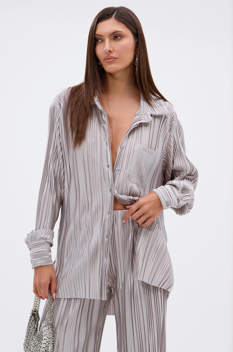 ALIA SLINKY BUTTON DOWN