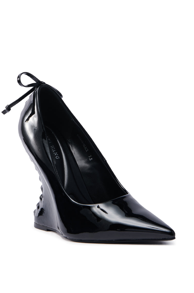 AZALEA WANG KABIRA BLACK WEDGE PUMP