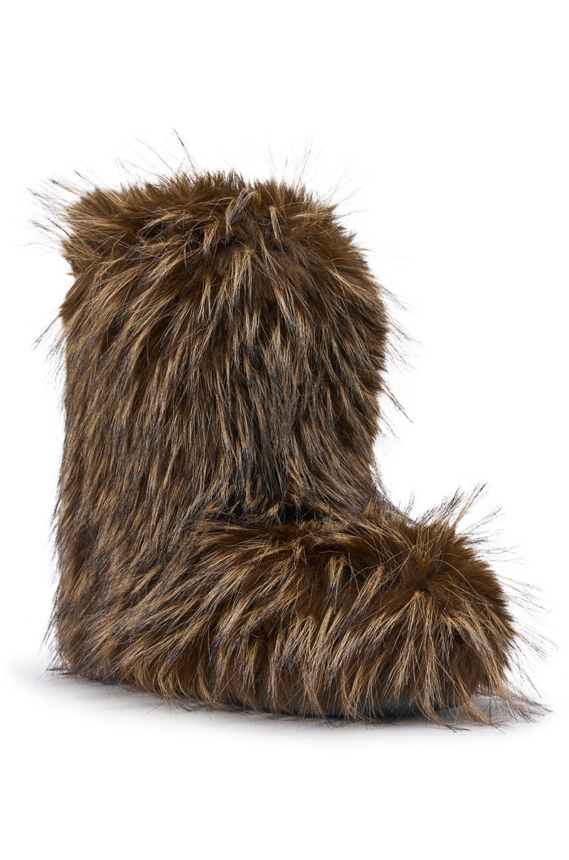 AZALEA WANG LENIX BROWN MULTI FLAT FUR BOOTIE