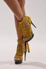 AKIRA GOLD MAROVA MUSTARD NOVELTY PLATFORM FRINGE EMBELLISHED SANDAL