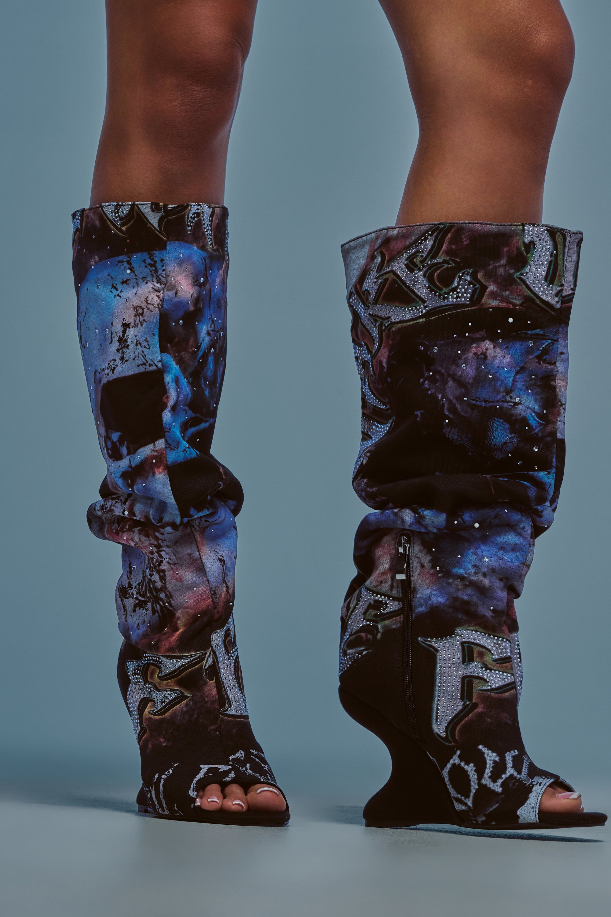 AKIRA GOLD NINE LIVES GRAPHIC OPEN TOE WEDGE BOOT