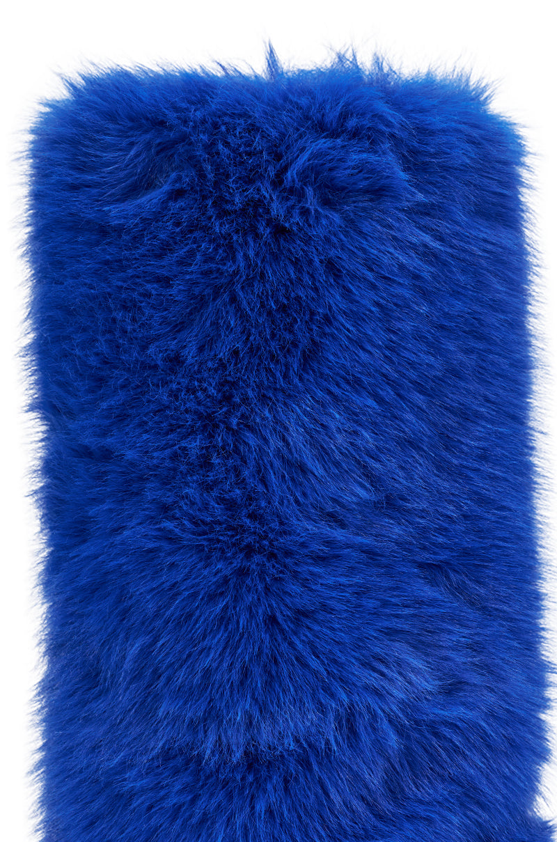 AKIRA GOLD SALVIENNE BLUE FUR FLATFORM BOOT