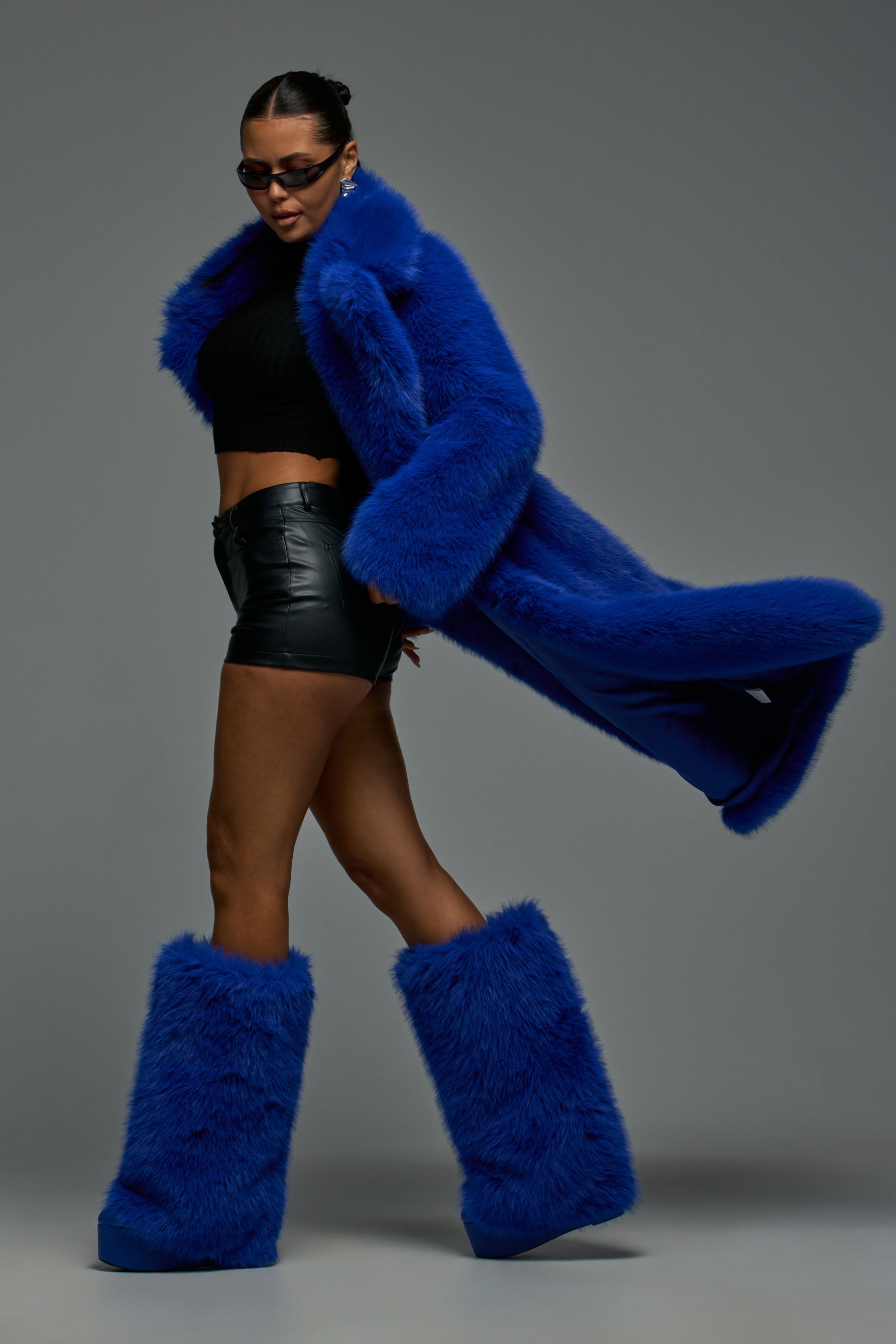AKIRA GOLD SALVIENNE BLUE FUR FLATFORM BOOT