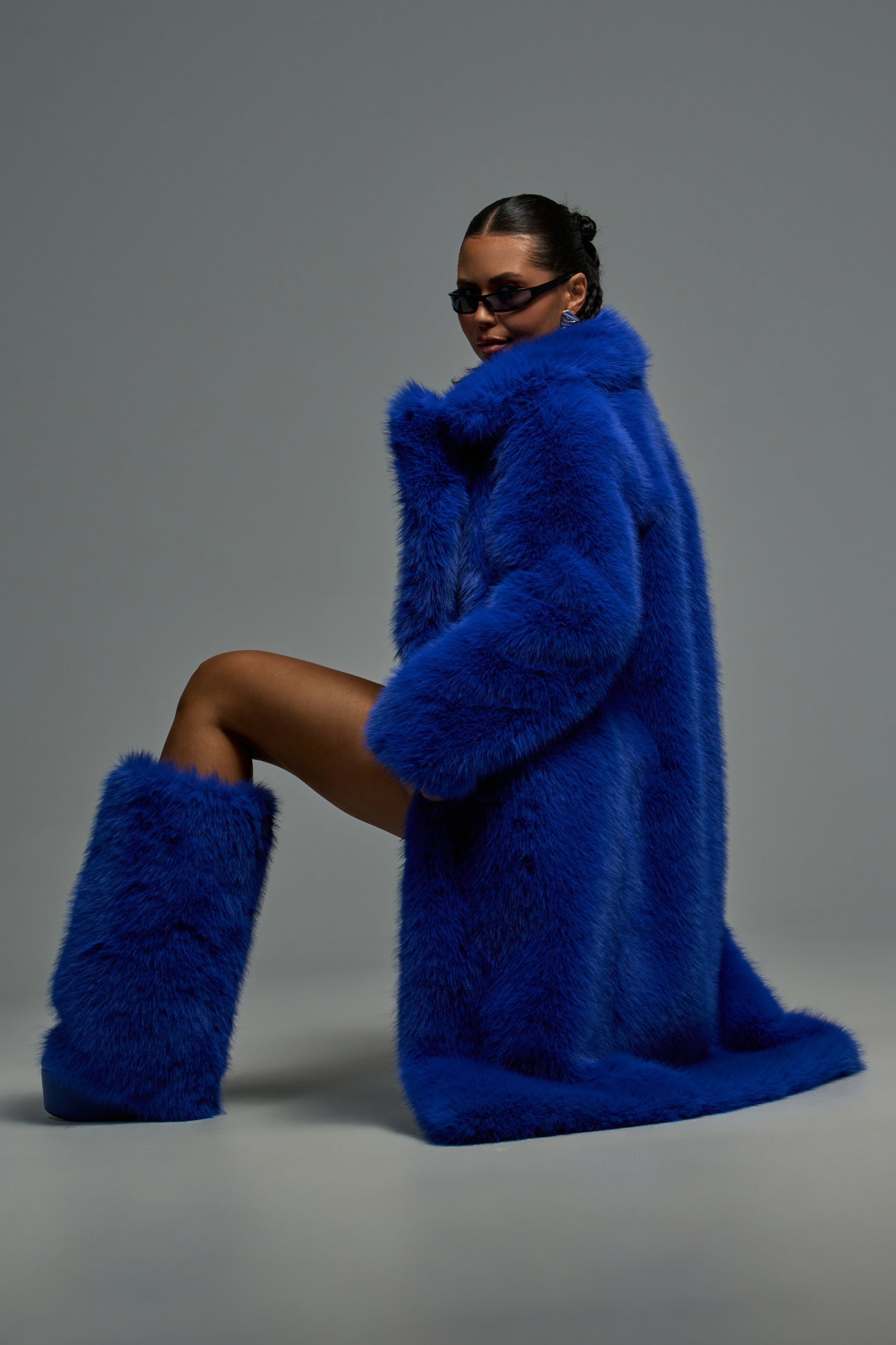 AKIRA GOLD SALVIENNE BLUE FUR FLATFORM BOOT