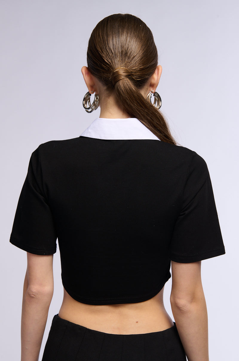 ALL BUSINESS COLLARED CROP TOP