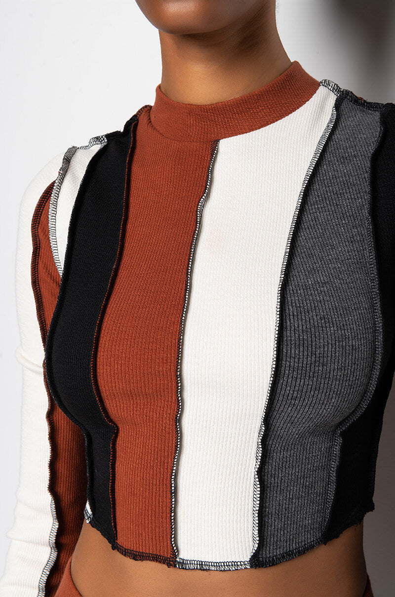 ALL DAY CONTRAST TRIM TURTLENECK TEE
