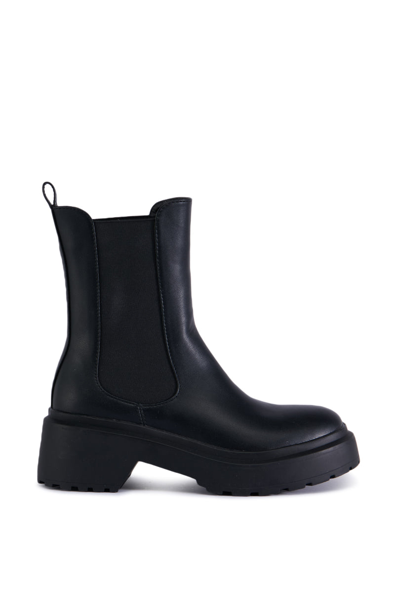 AZALEA WANG CYRAN BLACK BOOTIE