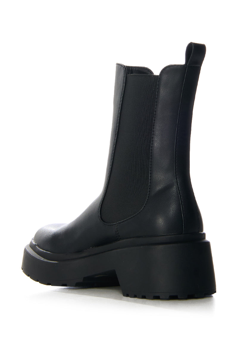 AZALEA WANG CYRAN BLACK BOOTIE
