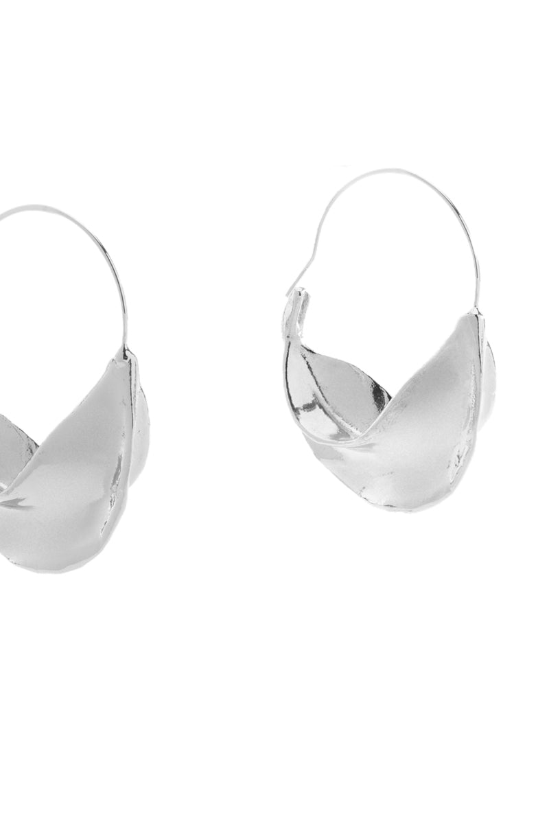 BENT HOOP